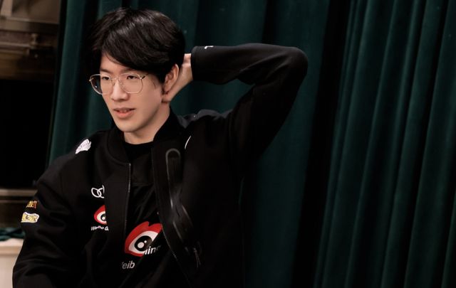 GEN动身前往伦敦MSI，小花生赛前明志：久违了MSI，我非常想夺冠