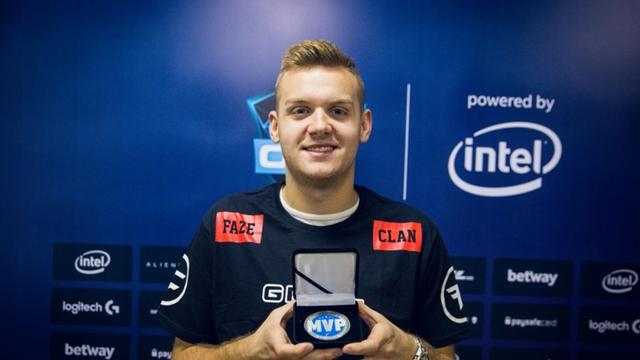 Nongshim RedForce 在2025年KeSPA杯季后赛中锁定最后一个名额